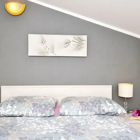 Petar Rogoznica Apartment Zecevo