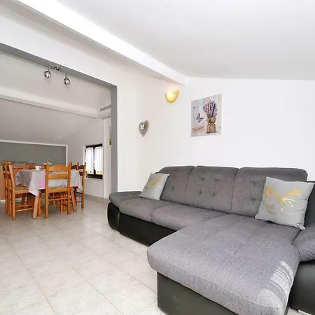 Petar Rogoznica Apartment